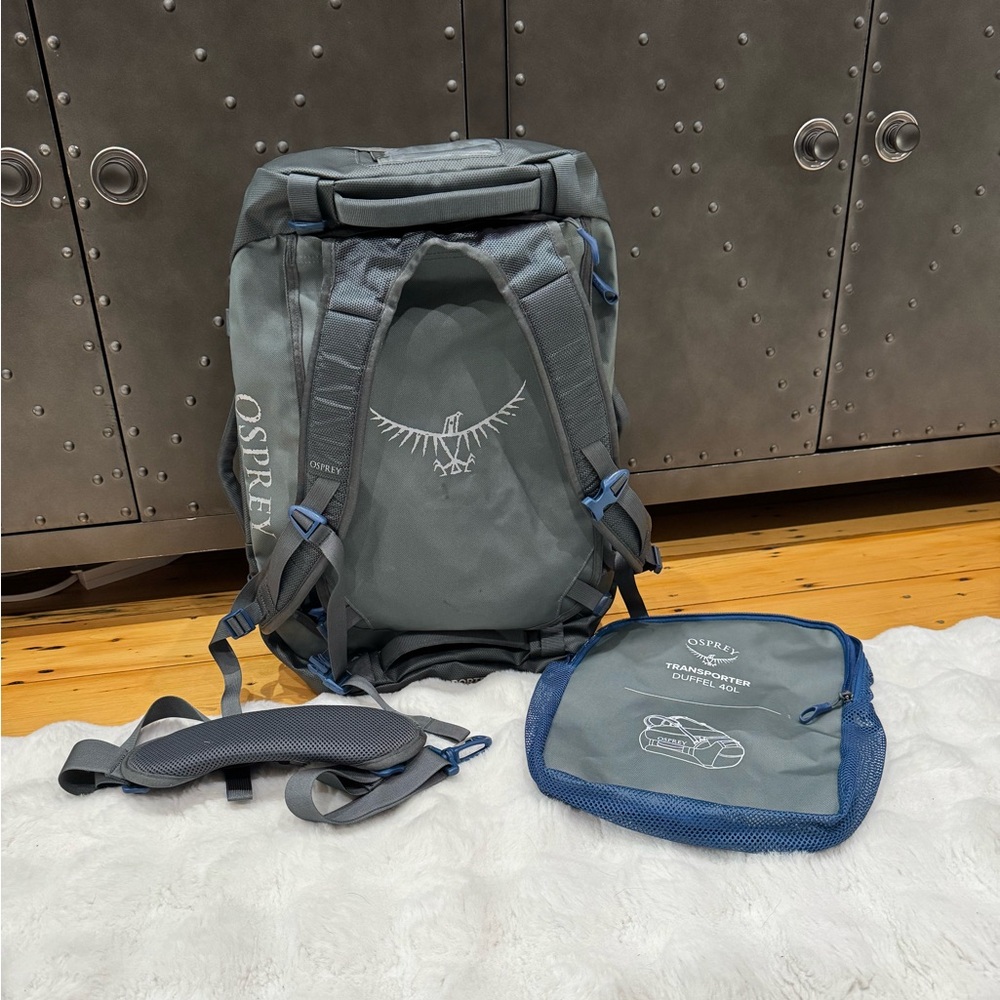 Osprey Blue and Gray Transporter Duffel Bag Backpack- 40 L